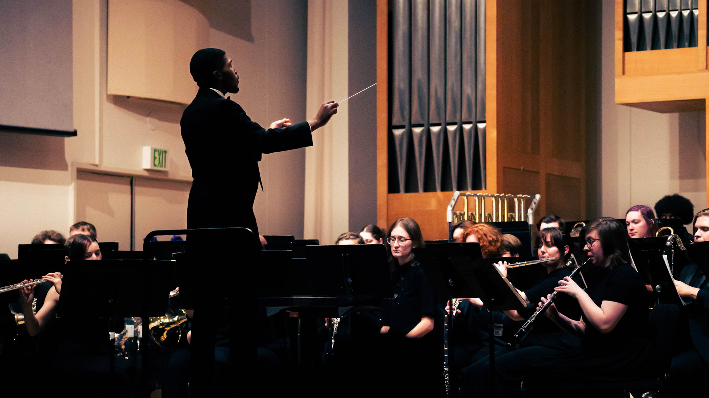 UO symphony performs in Beall Hall